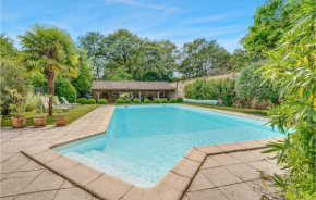 Gorgeous Home In Nieul Le Dolent